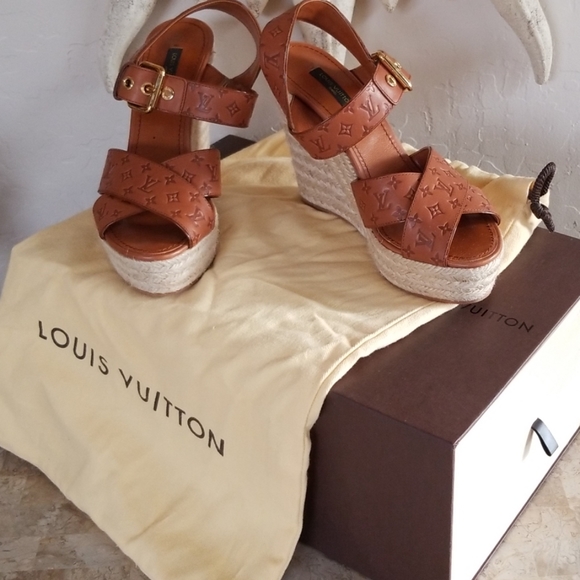 *Host Pick* Authentic Louis Vuitton Wedges - Picture 2 of 8
